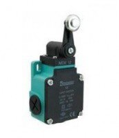 L2K13MEM121 Limit Switch IP65 Angular Action Roller Two Way, Plastic