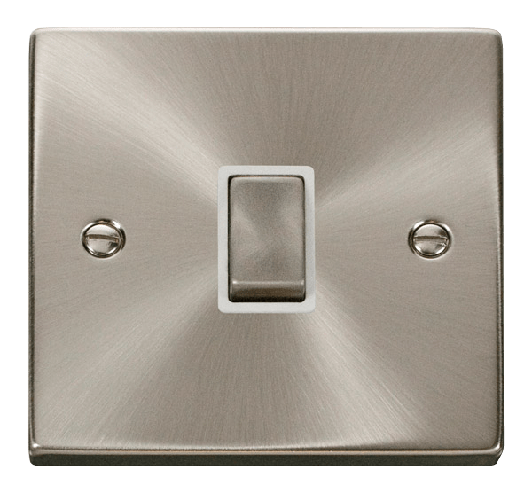 Click Deco 1G 20A Switch Satin Chrome White Insert VPSC722WH