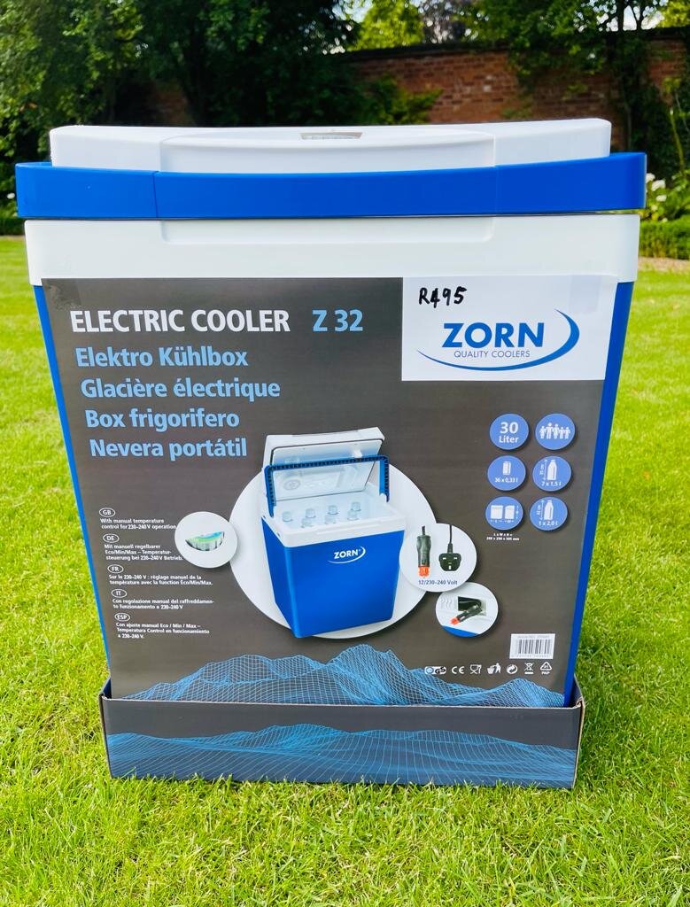 Royal Leisure 12V/230V Z32 30 litre Cool box AC/DC E rating compliant