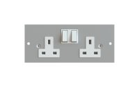 CMD Twin switched socket outlet - 4 Compartment