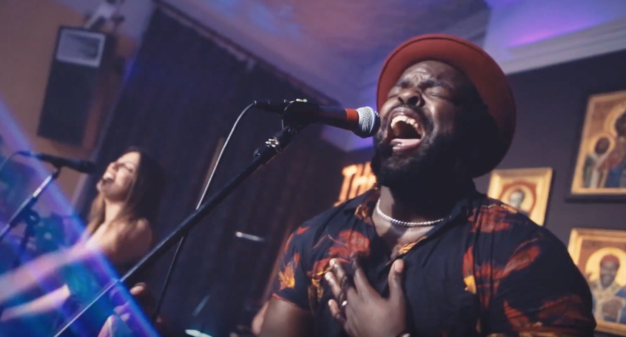 GrooveZoo Wedding Bands in Kent