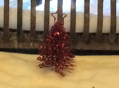 Petit arbre rouge
