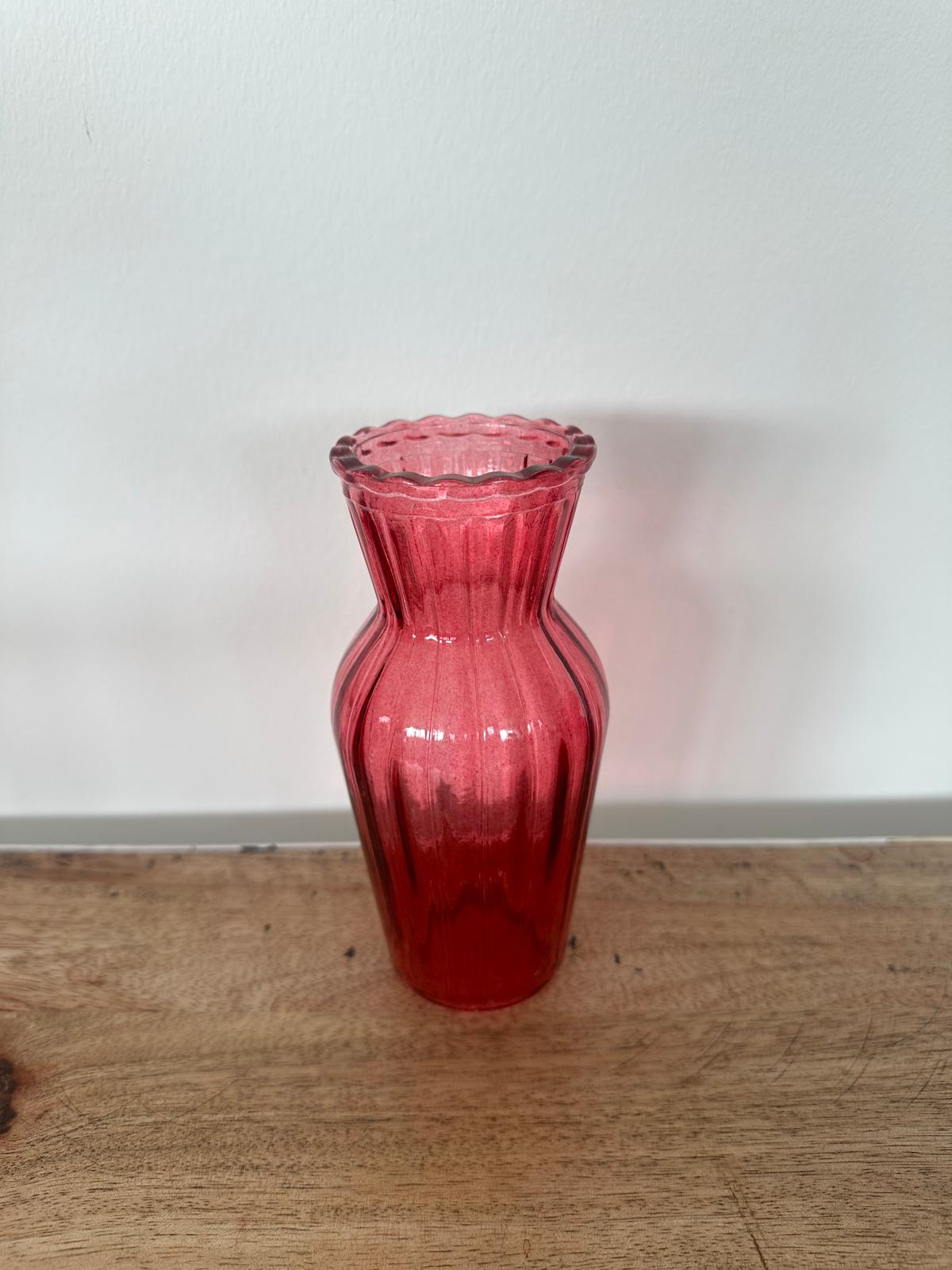 Vase évasé rouge