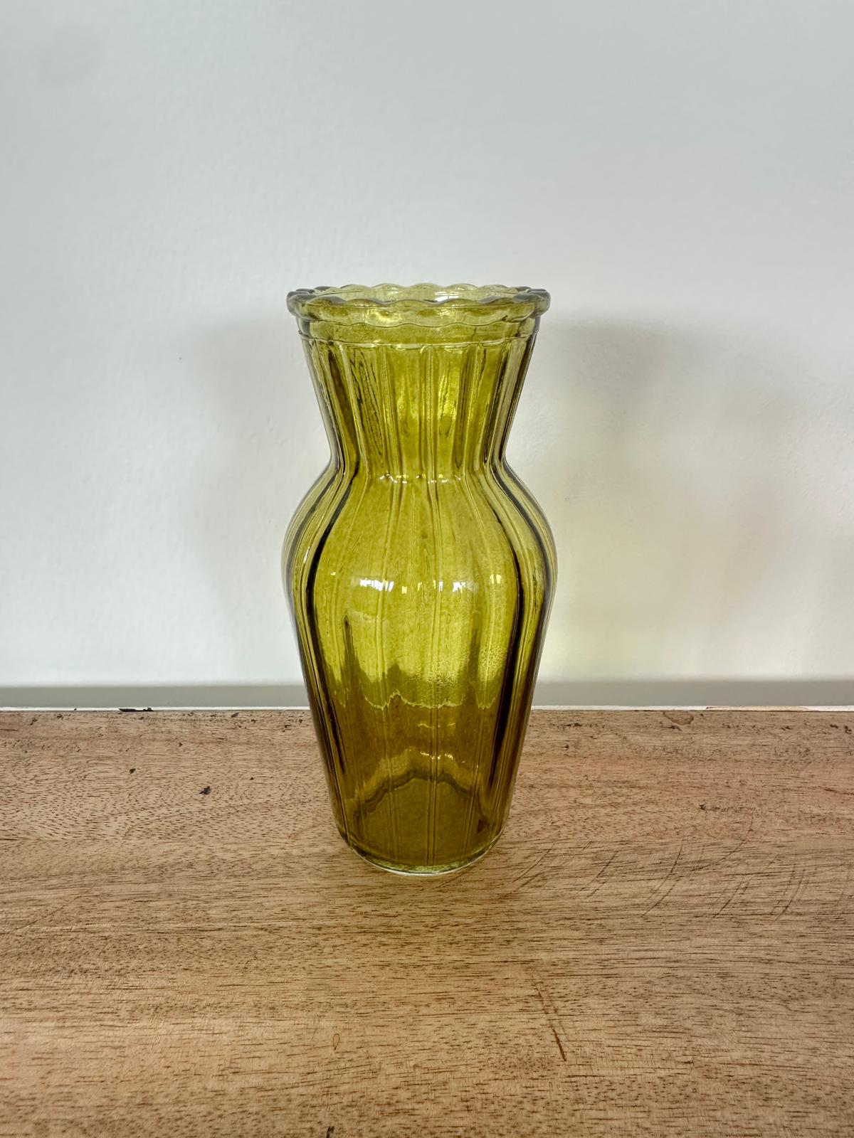 Vase évasé vert