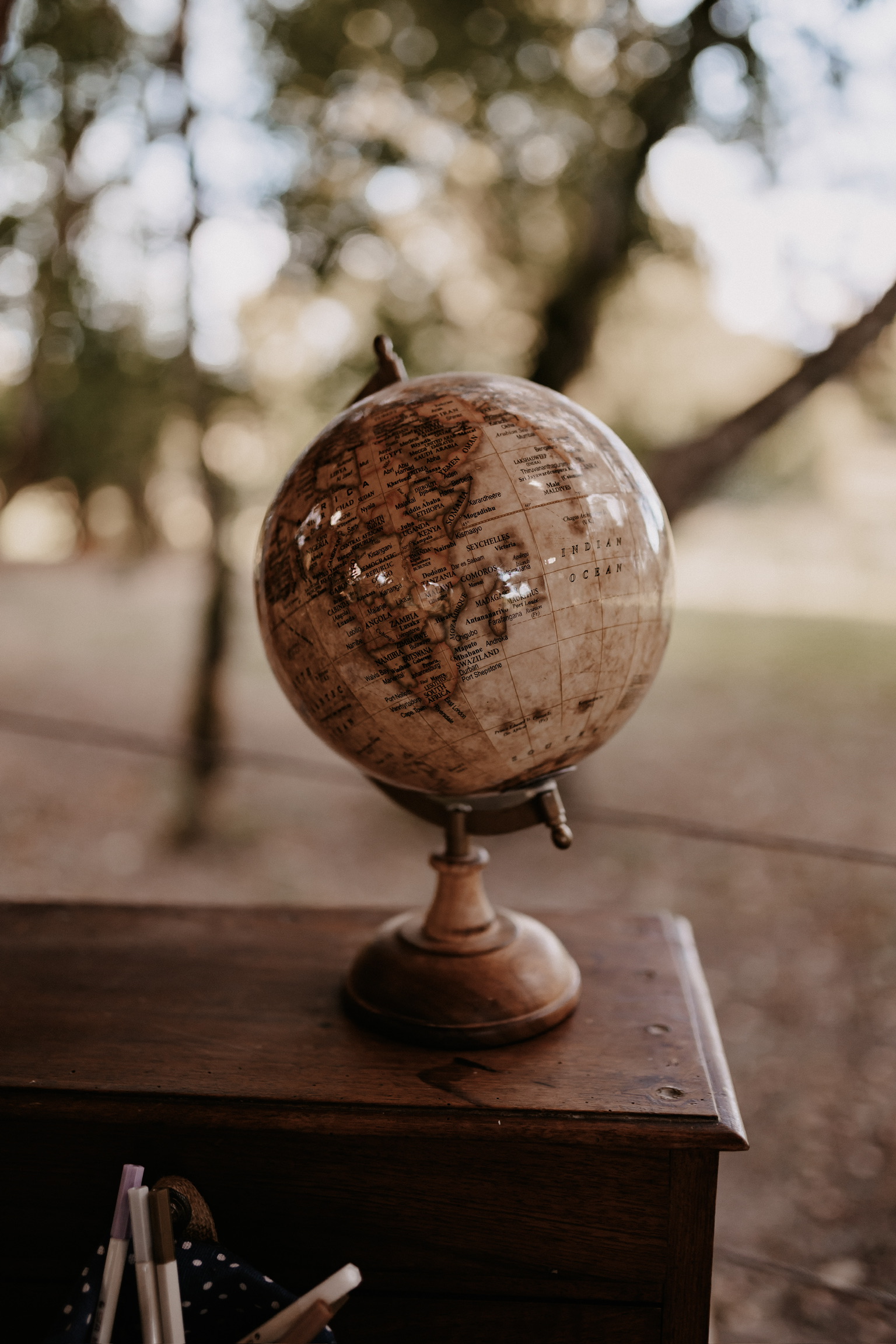 Globe