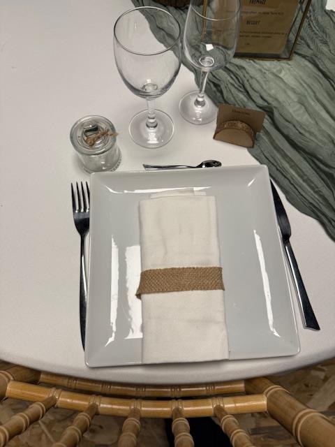 Ruban toile du jute sur serviette