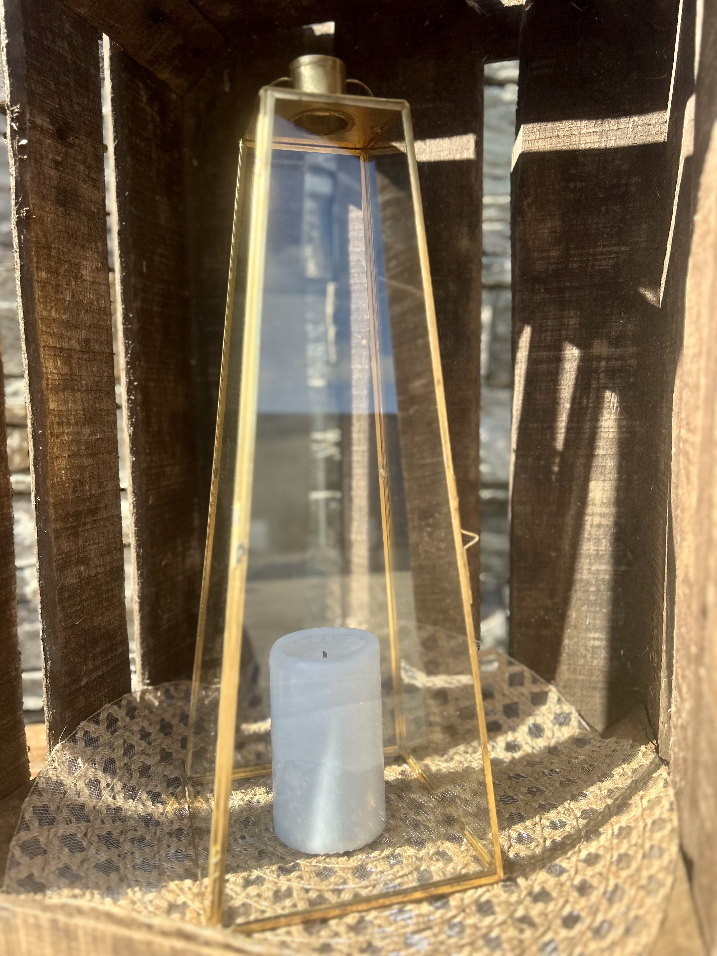 Grande lanterne dorée