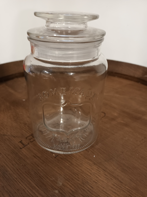 Bonbonnière Homemade - R490