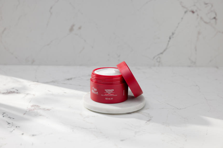 Wella-Professionals_Ultimate-Repair_mask-launch_li