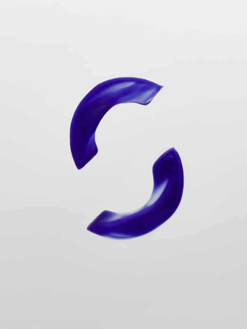 Silver Shampoo texure 2