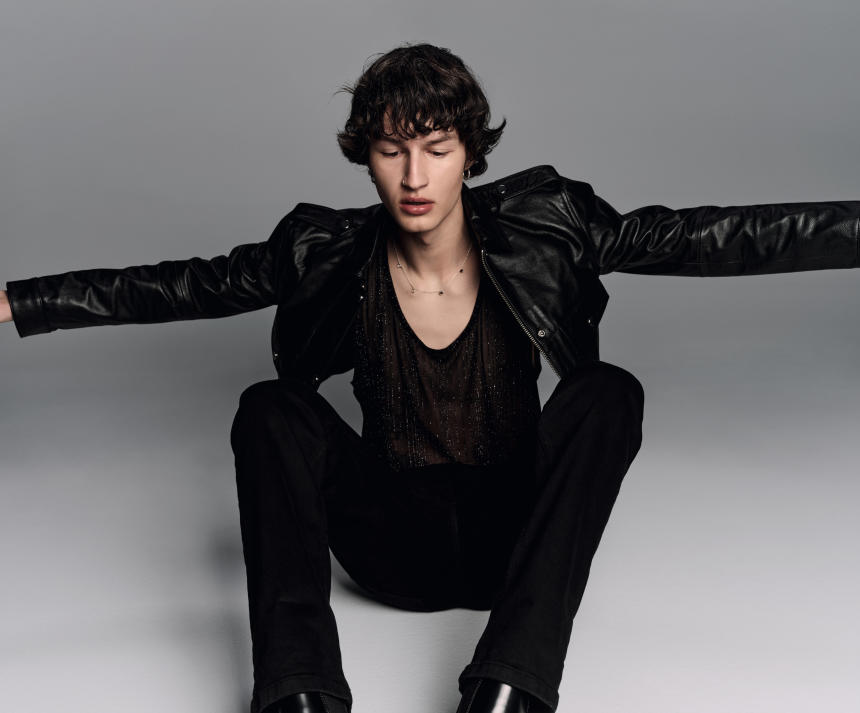 Sebastian_AmplifyYourStyle-2024_ SecondaryVisual_F