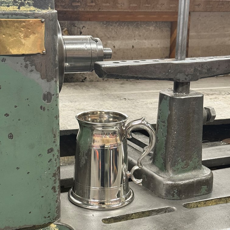 Old London Two Pint Pewter Tankard Old London Two Pint Pewter Tankard