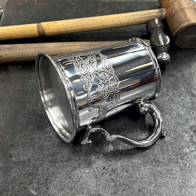Celtic Dragon One Pint Pewter Tankard Celtic Dragon One Pint Pewter Tankard