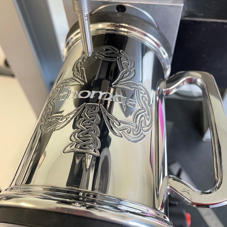 Shamrock One Pint Pewter Tankard