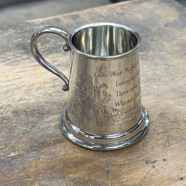 Little Miss Muffet Quarter Pint Pewter Baby Mug Little Miss Muffet Quarter Pint Pewter Baby Mug