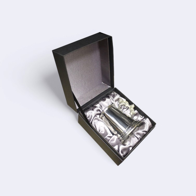 Teddy Bear Handle Pewter Quarter Pint Baby Mug Teddy Bear Handle Pewter Quarter Pint Baby Mug