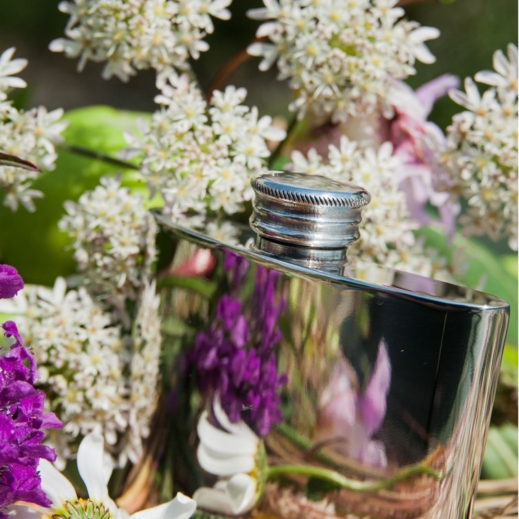 2oz Plain Pewter Kidney Flask 2oz Plain Pewter Kidney Flask