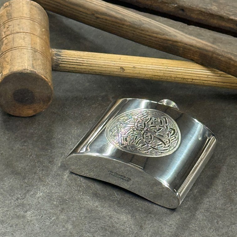6oz Pewter Celtic Circle Kidney Hip Flask