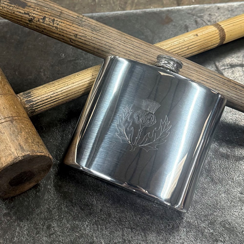 6oz Thistle Pewter Kidney Hip Flask 6oz Thistle Pewter Kidney Hip Flask