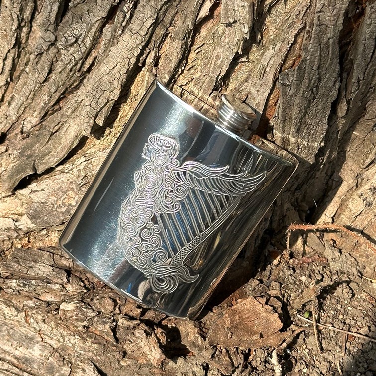 6oz Irish Harp Pewter Kidney Hip Flask 6oz Irish Harp Pewter Kidney Hip Flask