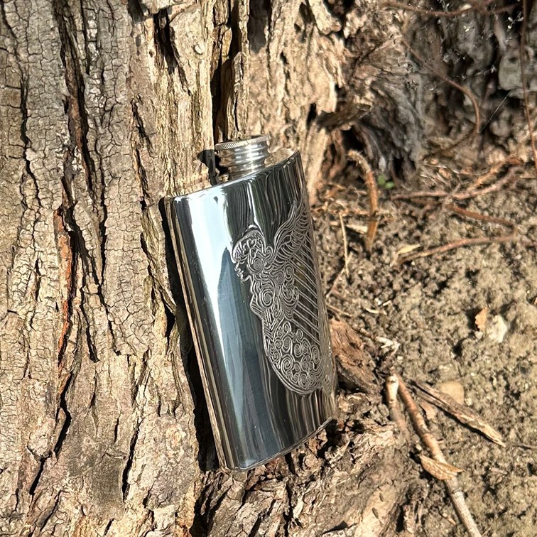 6oz Irish Harp Pewter Kidney Hip Flask 6oz Irish Harp Pewter Kidney Hip Flask