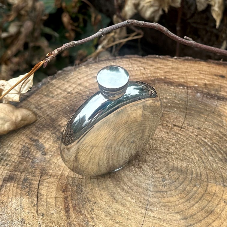4oz Round Plain Pewter Flask 4oz Round Plain Pewter Flask