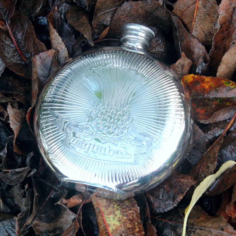 6oz Round Usquabae Single Thistle Pewter Flask 6oz Round Usquabae Single Thistle Pewter Flask