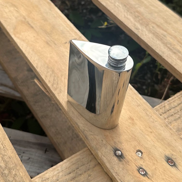 4oz Teardrop Pewter Spirit Flask 4oz Teardrop Pewter Spirit Flask