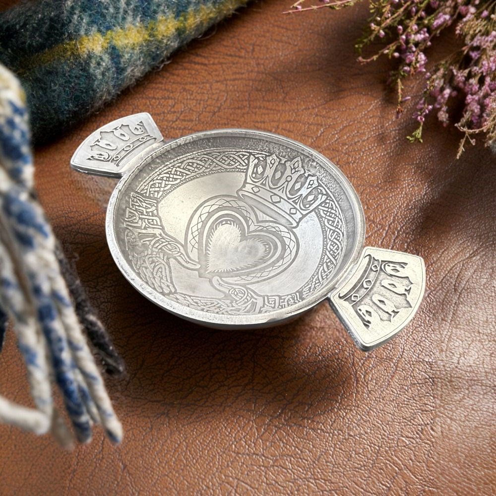 Claddagh Cast 3" Pewter Quaich