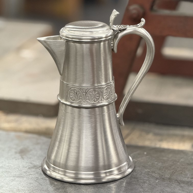 Medieval Antique Finish Pewter Flagon Medieval Antique Finish Pewter Flagon