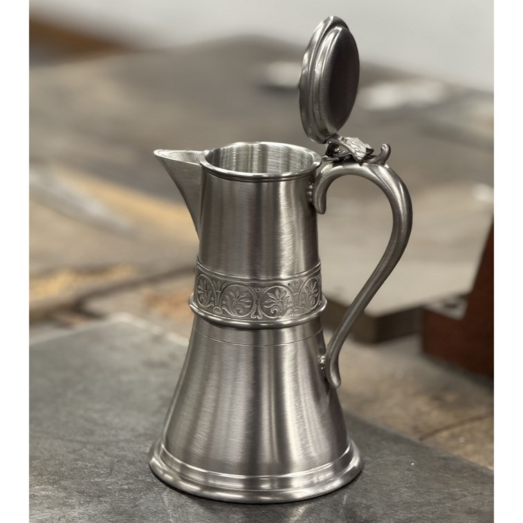 Medieval Antique Finish Pewter Flagon Medieval Antique Finish Pewter Flagon