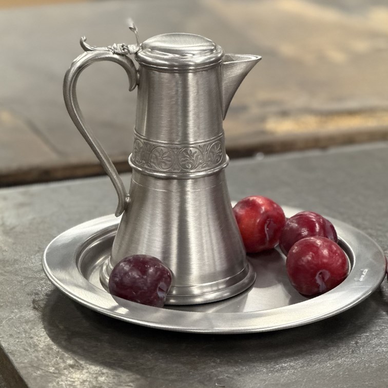 Pewter Medieval Antique Finish Charger Pewter Medieval Antique Finish Charger