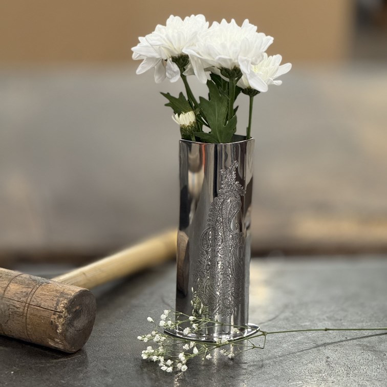 Single Paisley Pewter Budvase Single Paisley Pewter Budvase