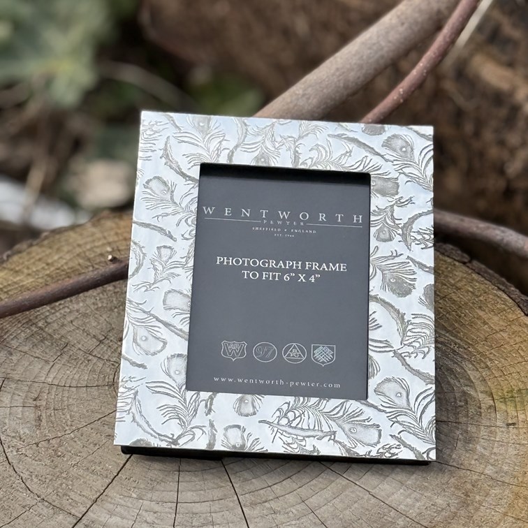 Peacock 6" X 4" Pewter Picture Frame Peacock 6" X 4" Pewter Picture Frame