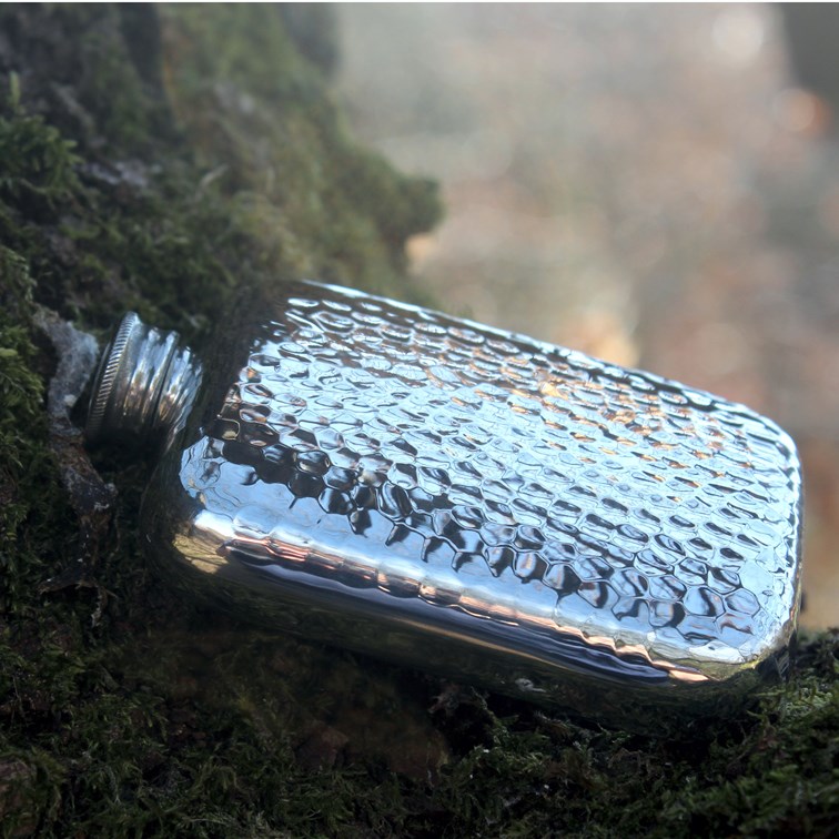 4oz Hammered Pewter Pocket Flask 4oz Hammered Pewter Pocket Flask