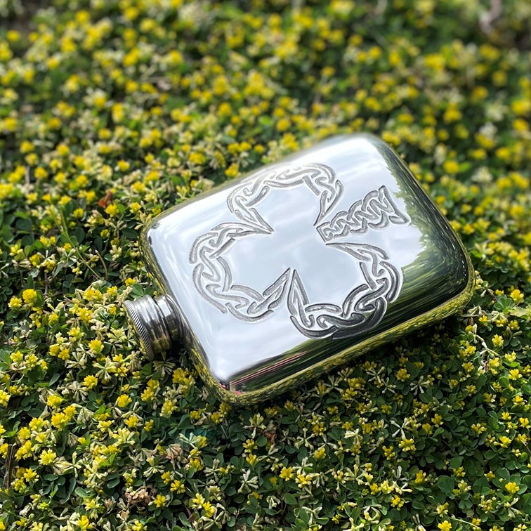 4oz Shamrock Pewter Pocket Flask 4oz Shamrock Pewter Pocket Flask