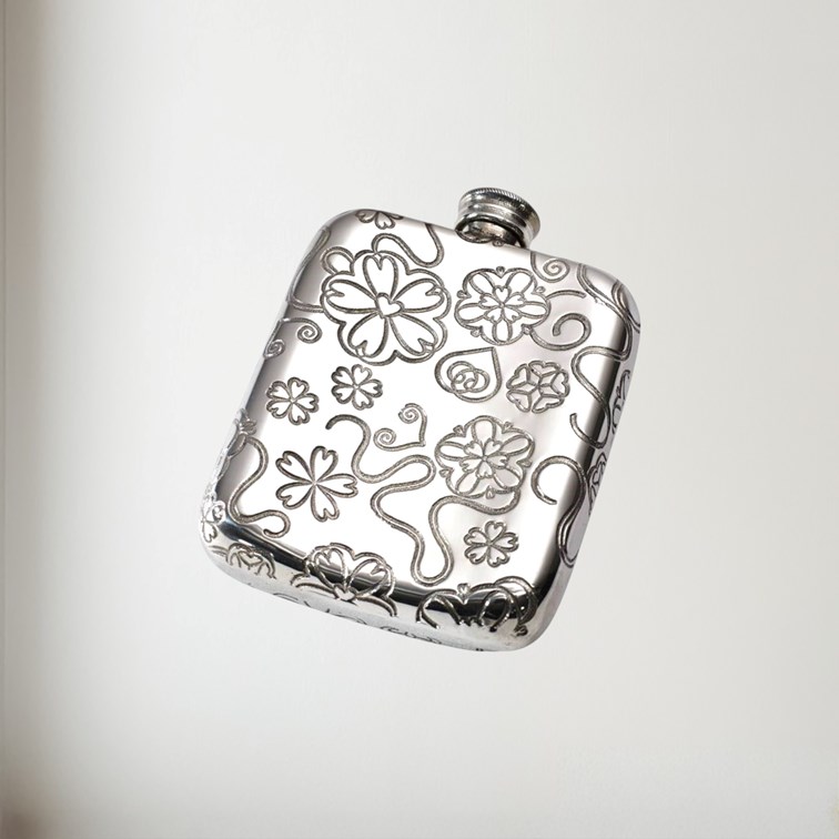 Yorkshire Rose 4oz Pewter Pocket Flask Yorkshire Rose 4oz Pewter Pocket Flask