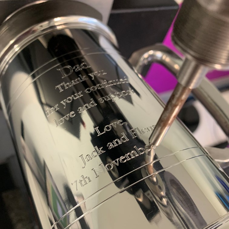 Standard Lined Glass Base One Pint Pewter Tankard Standard Lined Glass Base One Pint Pewter Tankard