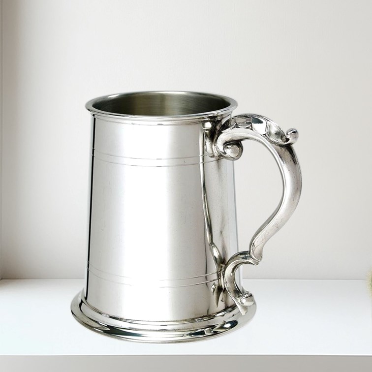 Standard Lined  Fancy Handle One Pint Pewter Tankard Standard Lined  Fancy Handle One Pint Pewter Tankard