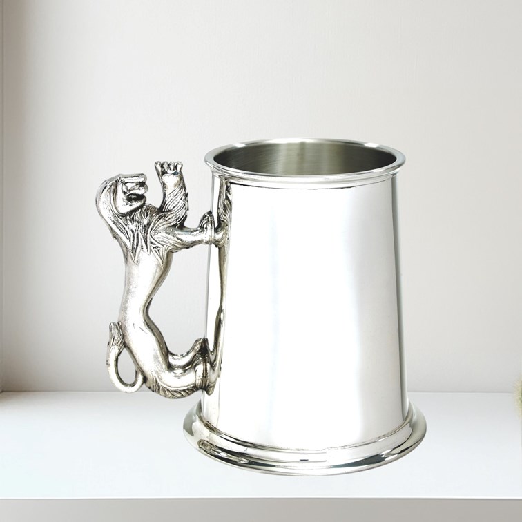 Union Jack Lion Handle One Pint Pewter Tankard Union Jack Lion Handle One Pint Pewter Tankard
