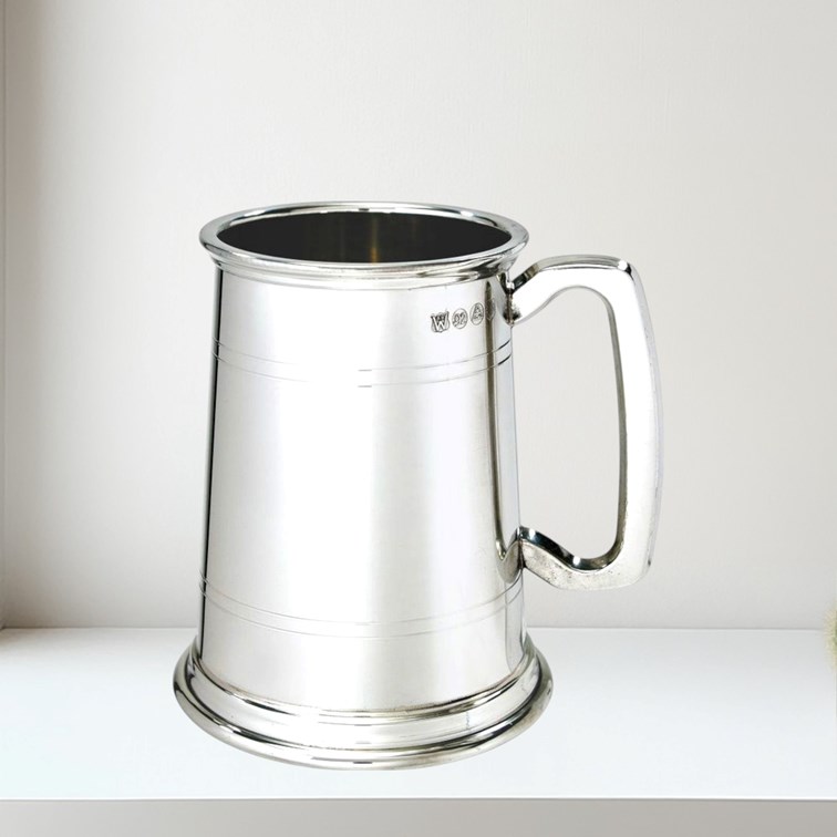 Double Lined One Pint Heavy Pewter Tankard Double Lined One Pint Heavy Pewter Tankard