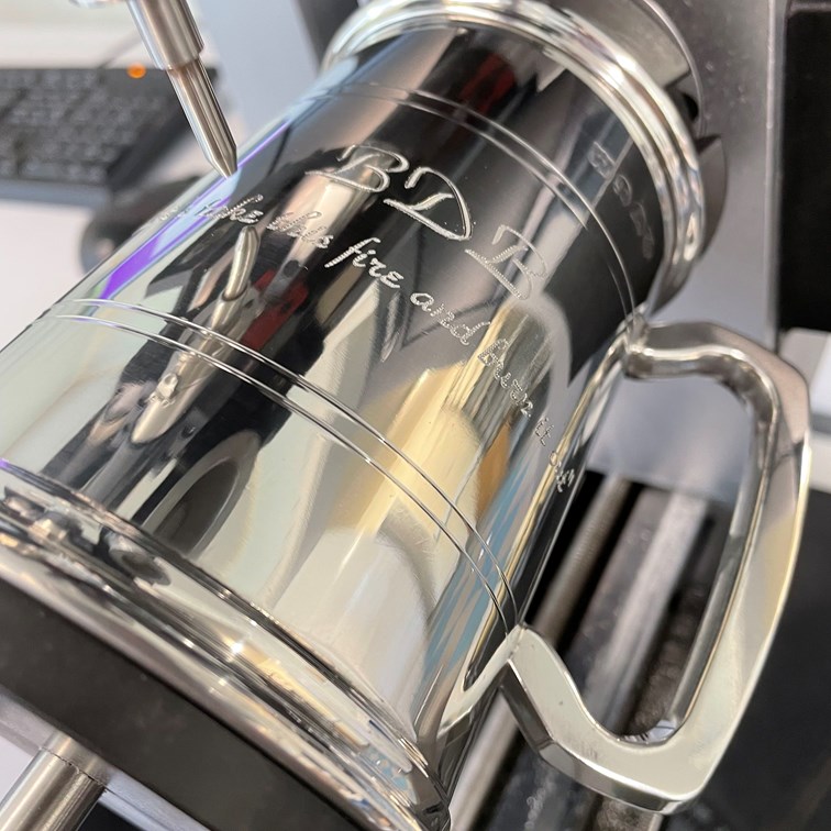 Double Lined One Pint Heavy Pewter Tankard Double Lined One Pint Heavy Pewter Tankard