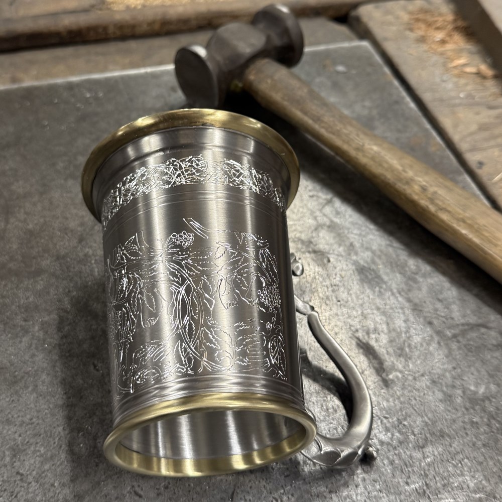 Brass Rim Stag Pewter Tankard | Brass Rim STAG Pewter Tankar