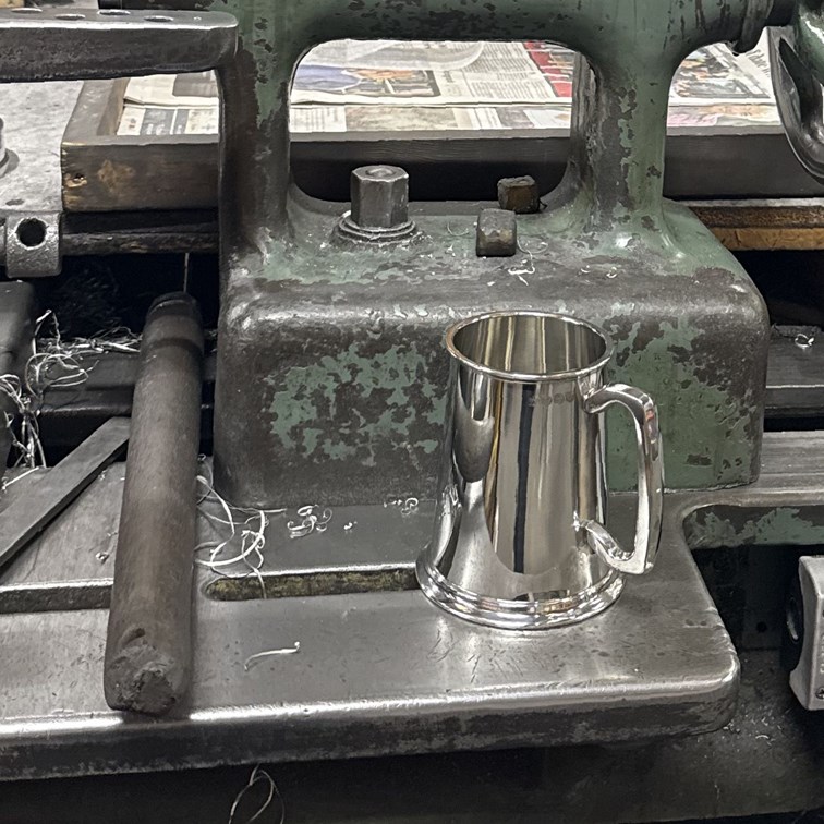 Plain One Pint Pewter Tankard Plain One Pint Pewter Tankard