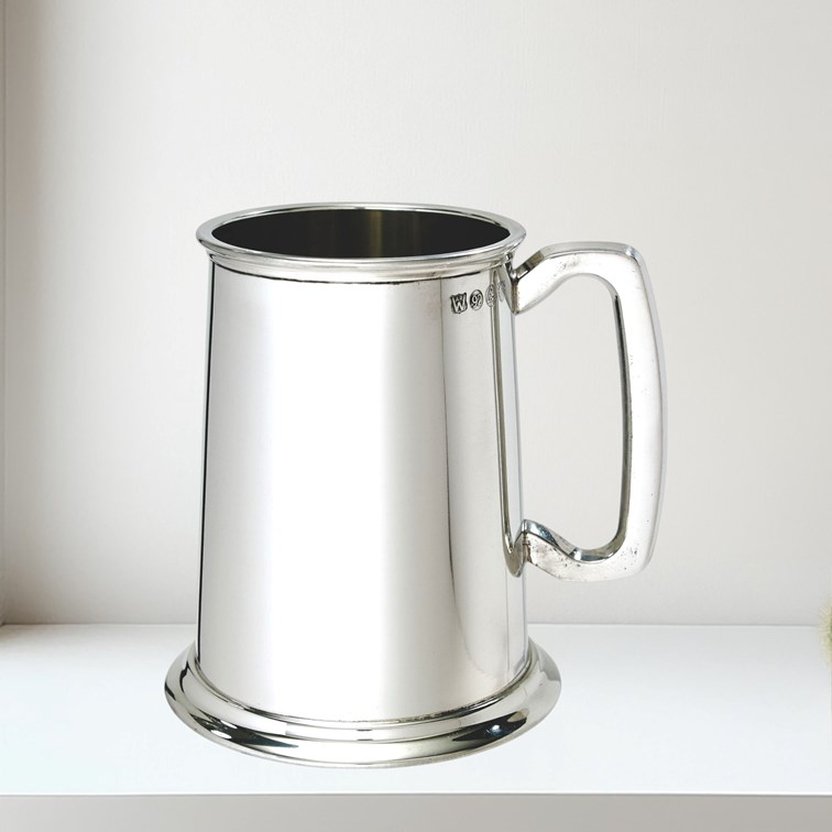 Plain One Pint Pewter Tankard Plain One Pint Pewter Tankard