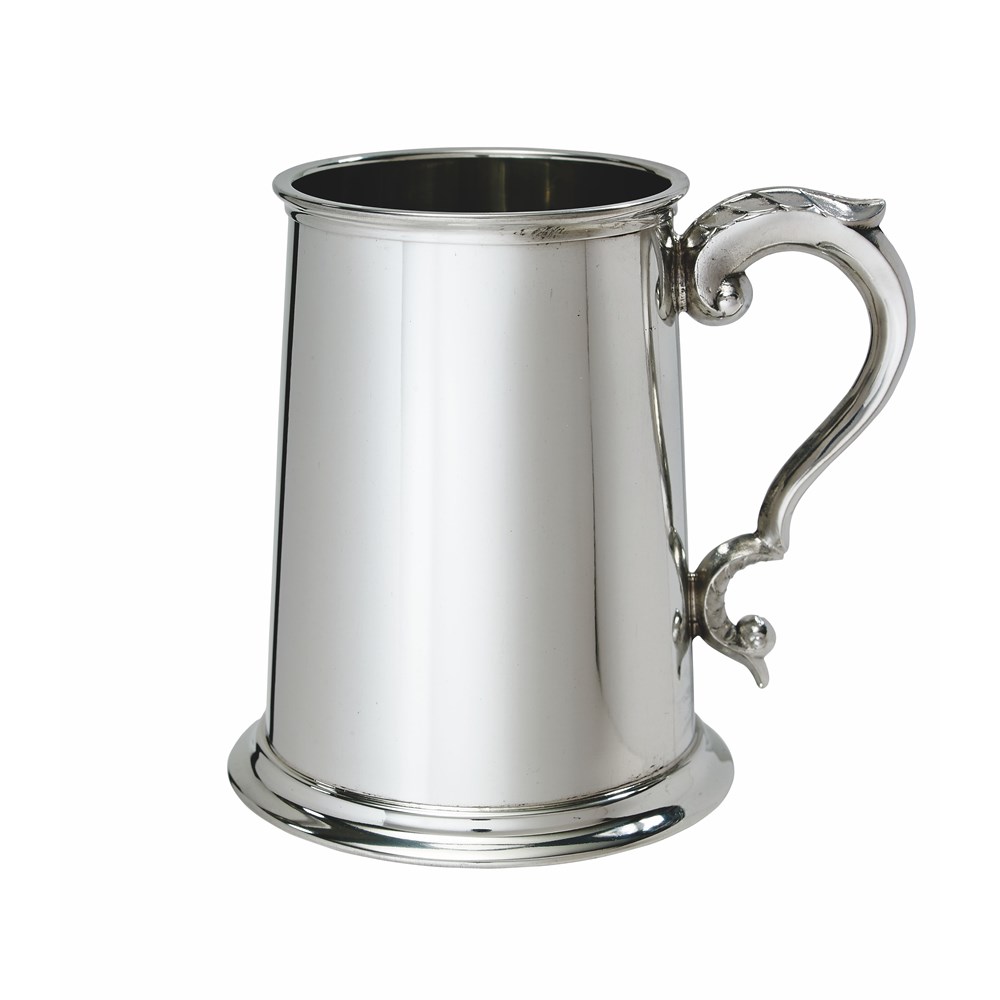 Plain Scroll Handle One Pint Pewter Tankard Plain Scroll Handle One Pint Pewter Tankard