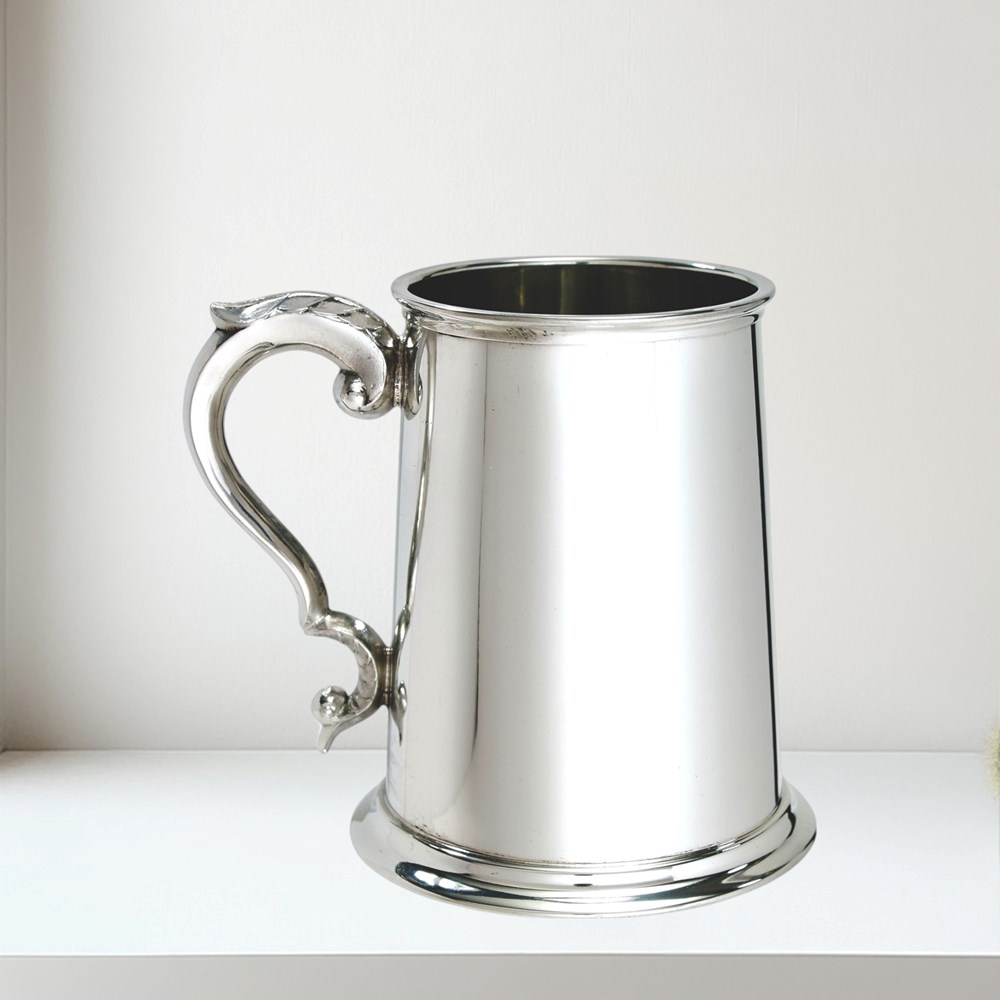 Plain Scroll Handle One Pint Pewter Tankard Plain Scroll Handle One Pint Pewter Tankard