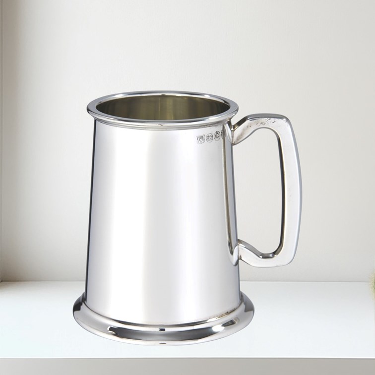 Plain One Pint Heavy Pewter Tankard Plain One Pint Heavy Pewter Tankard