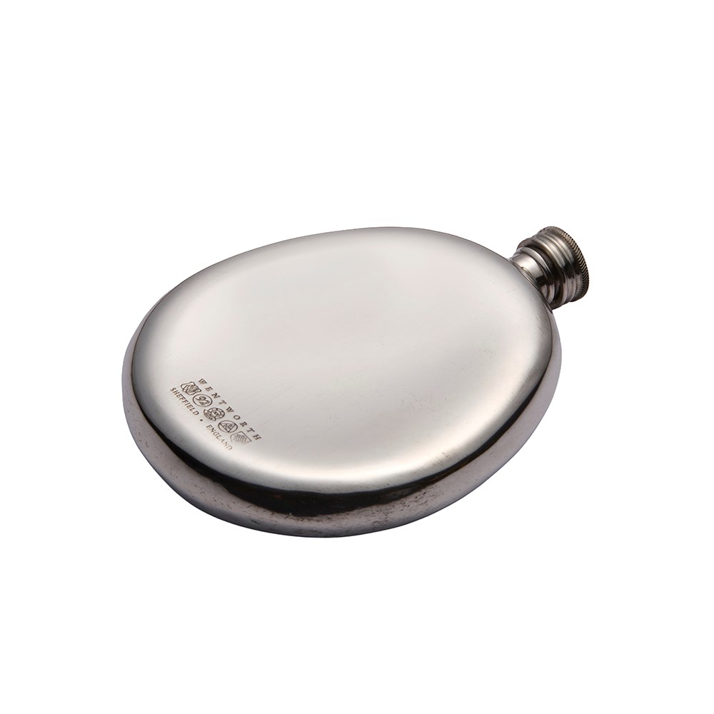 Heavy Embossed Thistle Pewter Sporran Flask Heavy Embossed Thistle Pewter Sporran Flask