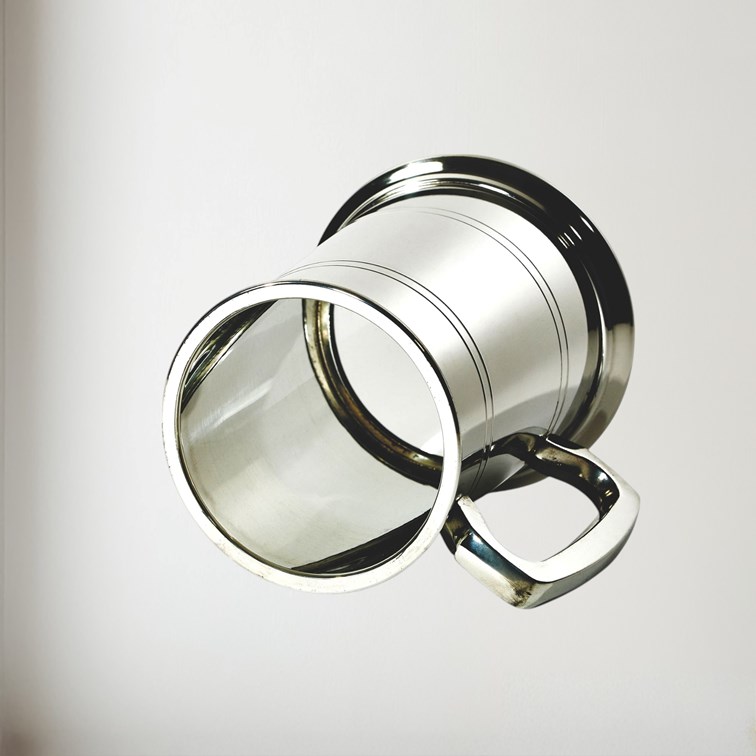 Double Lined Glass Base One Pint Heavy Pewter Tankard Double Lined Glass Base One Pint Heavy Pewter Tankard